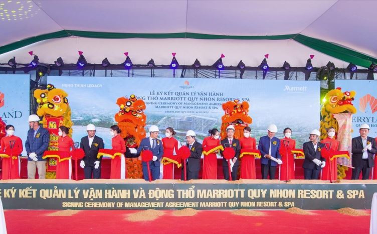 훙틴 그룹은메리랜드 꾸이년에 5성급 메리어트 꾸이년 리조트 & 스파 호텔을 위한 협력 계약을 체결하고 착공했습니다